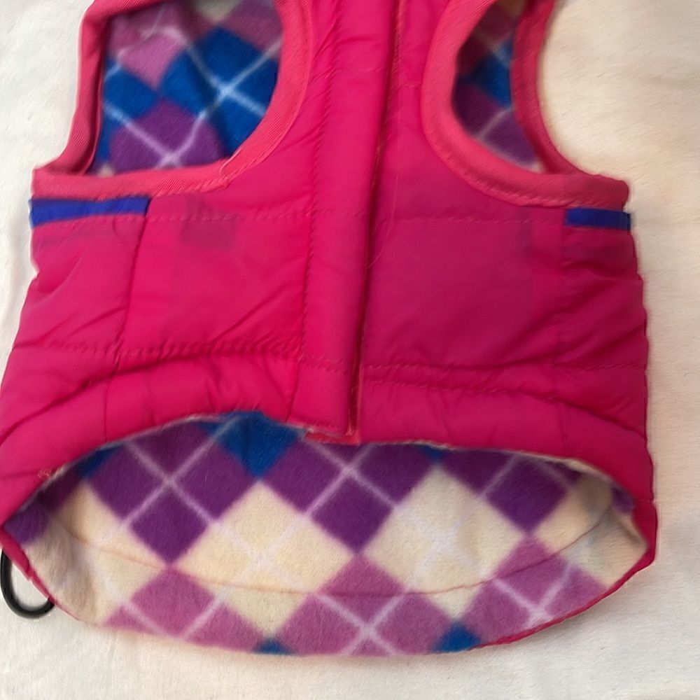 Dog Quilted Fleece Jacket. - Picture 3 of 9